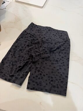 Stori shorts size 4